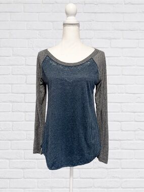 Chaser baseball long sleeve soft tee distressed style size large soft material